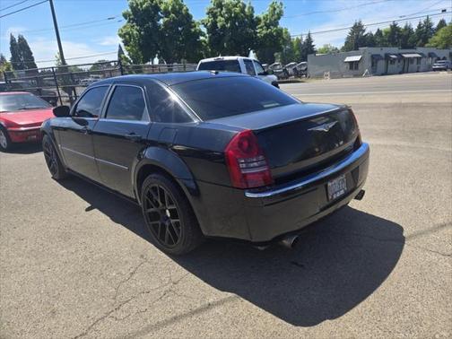 2007 Chrysler 300C Base