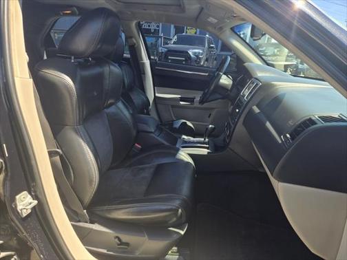 2007 Chrysler 300C Base