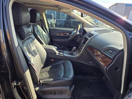 2015 Lincoln MKX Base