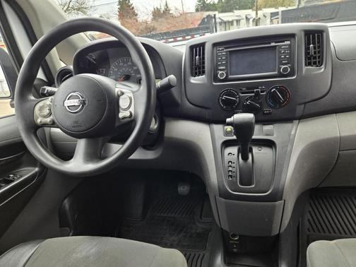 2015 Nissan NV200 SV
