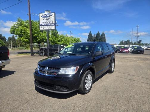 Brilliant Black Crystal Pearlcoat 2013 Dodge Journey American Value Pkg