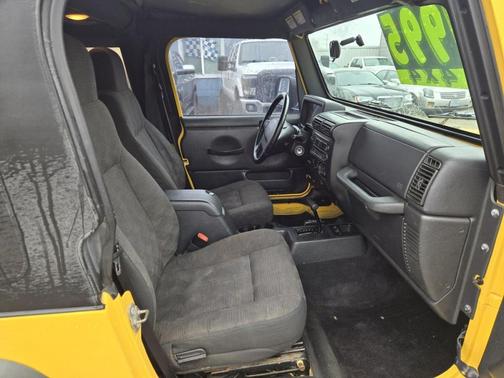 2004 Jeep Wrangler X