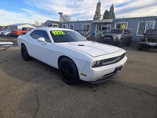 2013 Dodge Challenger SXT