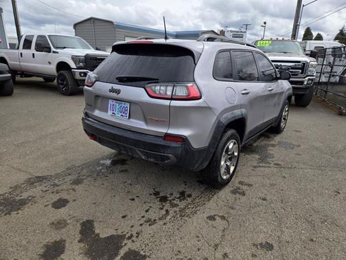 2019 Jeep Cherokee Trailhawk