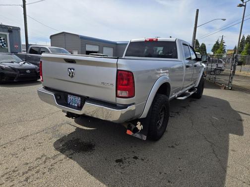 Bright Silver Metallic Clearcoat 2014 RAM 3500 Tradesman