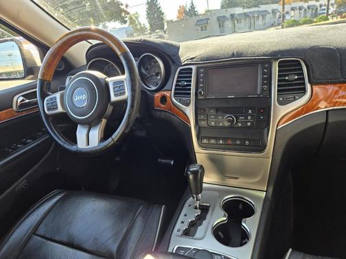 2012 Jeep Grand Cherokee Overland