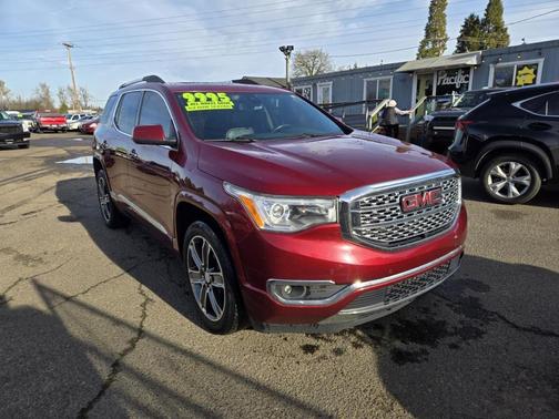 2017 GMC Acadia Denali