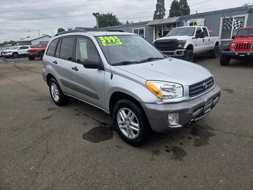 Silver 2002 Toyota RAV4 Base