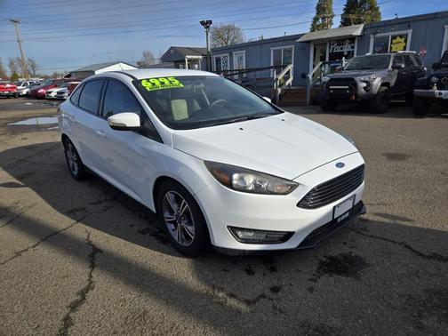 2017 Ford Focus SE