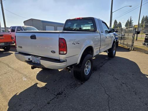 2002 Ford F-150 XL