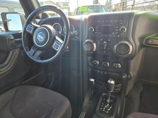 2013 Jeep Wrangler Unlimited Sport