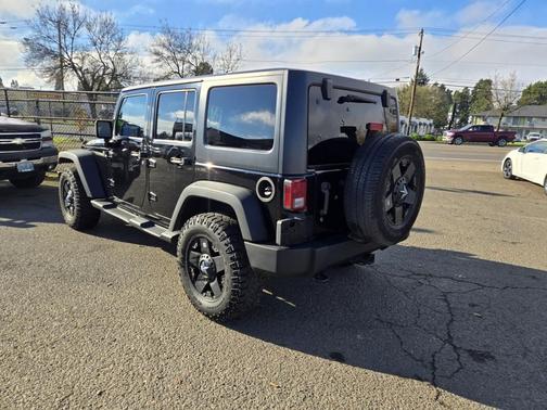 2013 Jeep Wrangler Unlimited Sport