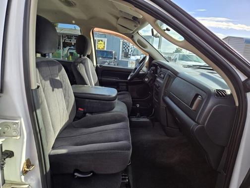 2004 Dodge Ram 2500 SLT Quad Cab