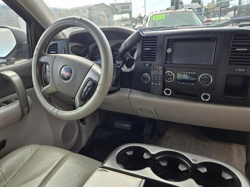 2007 GMC Sierra 2500 SLE1 H/D Crew Cab