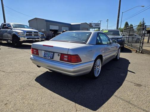 Silver 1999 Mercedes-Benz SL-Class SL500 Roadster 2D