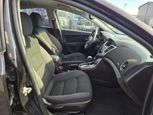 2015 Chevrolet Cruze 1LT