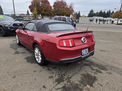2010 Ford Mustang GT Premium