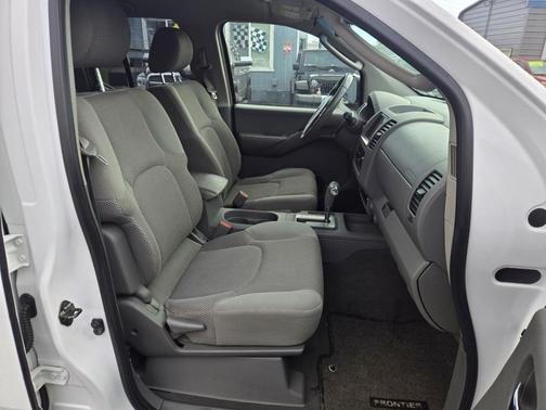 2008 Nissan Frontier SE Crew Cab