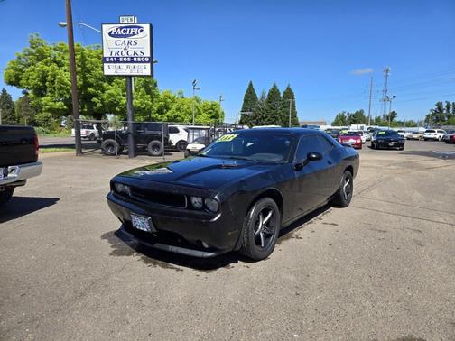 Black 2012 Dodge Challenger SXT