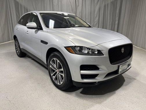 Photo 4 of 26 of 2020 Jaguar F-PACE 25t Premium