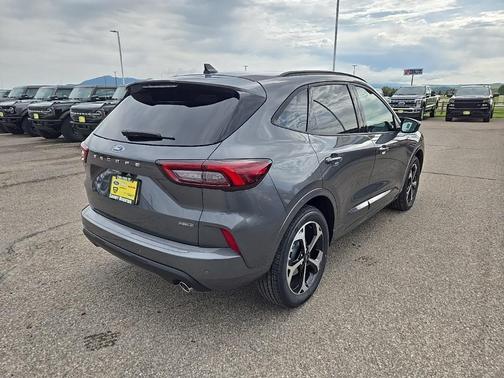 2025 Ford Escape ST-Line Elite