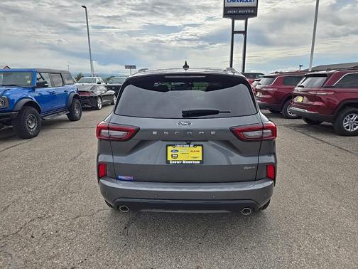 2025 Ford Escape ST-Line Elite