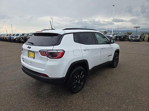 2025 Jeep Compass Latitude
