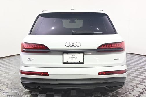 2023 Audi Q7 55 Prestige