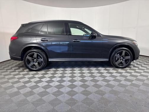 2025 Mercedes-Benz GLC 300 Base 4MATIC