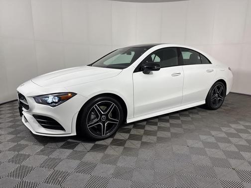 2022 Mercedes-Benz CLA 250 Base 4MATIC