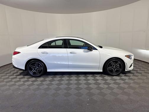 2022 Mercedes-Benz CLA 250 Base 4MATIC