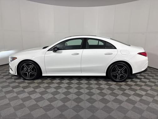 2022 Mercedes-Benz CLA 250 Base 4MATIC