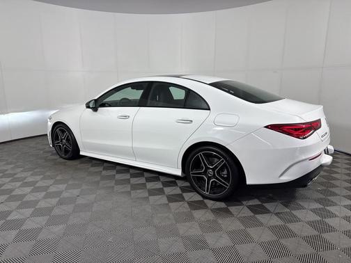 2022 Mercedes-Benz CLA 250 Base 4MATIC