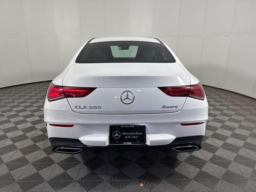 2022 Mercedes-Benz CLA 250 Base 4MATIC