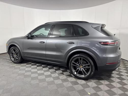 2021 Porsche Cayenne Base