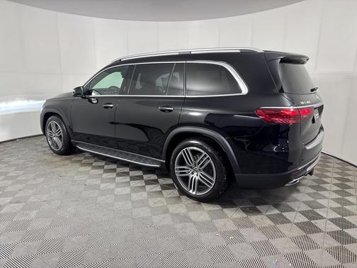 2026 Mercedes-Benz GLS 450 4MATIC