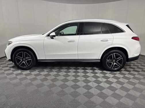 2025 Mercedes-Benz GLC 300 Base 4MATIC