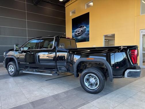 2025 GMC Sierra 3500 SLE