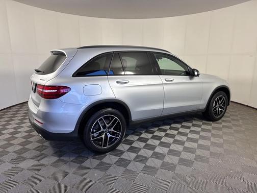 2019 Mercedes-Benz GLC 300 Base 4MATIC