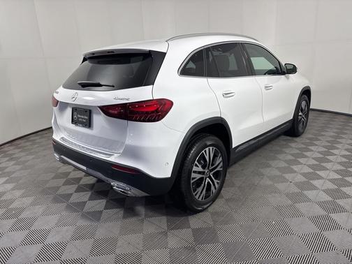 2025 Mercedes-Benz GLA 250 Base 4MATIC