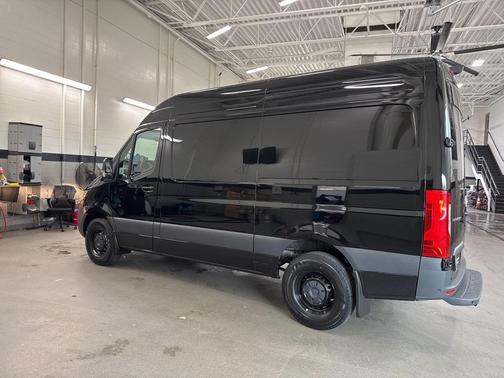 2025 Mercedes-Benz Sprinter 2500 