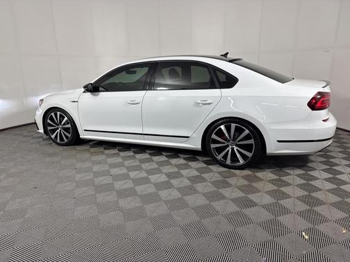 2018 Volkswagen Passat 3.6L V6 GT