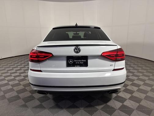2018 Volkswagen Passat 3.6L V6 GT