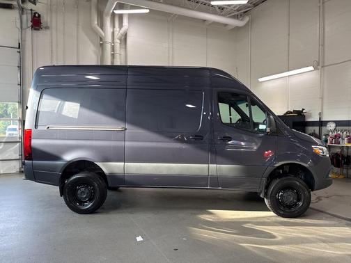 2025 Mercedes-Benz Sprinter 2500 
