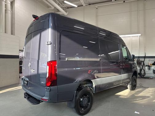 2025 Mercedes-Benz Sprinter 2500 