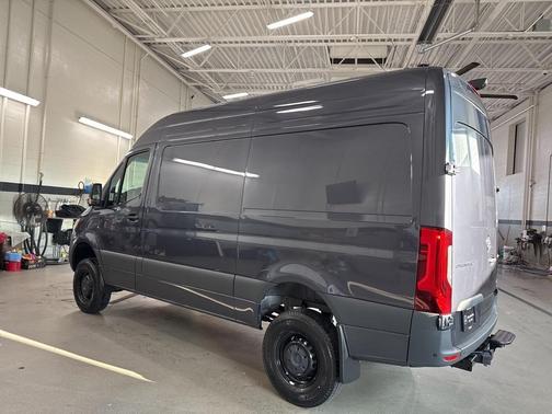 2025 Mercedes-Benz Sprinter 2500 