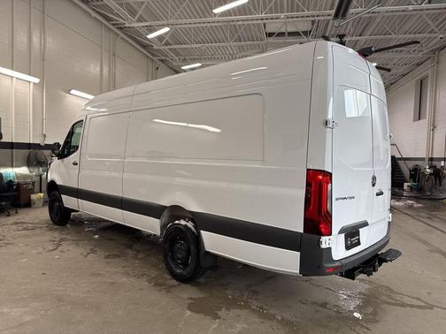 2026 Mercedes-Benz Sprinter 2500 170 WB High Roof Extended Cargo