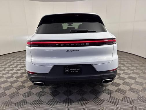 2024 Porsche Cayenne Base