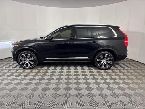 2022 Volvo XC90 Recharge Plug-In Hybrid T8 Inscription 6 Passenger
