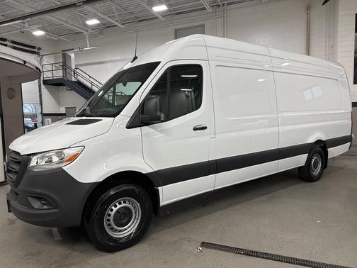 2025 Mercedes-Benz Sprinter 2500 170 WB High Roof Extended Cargo